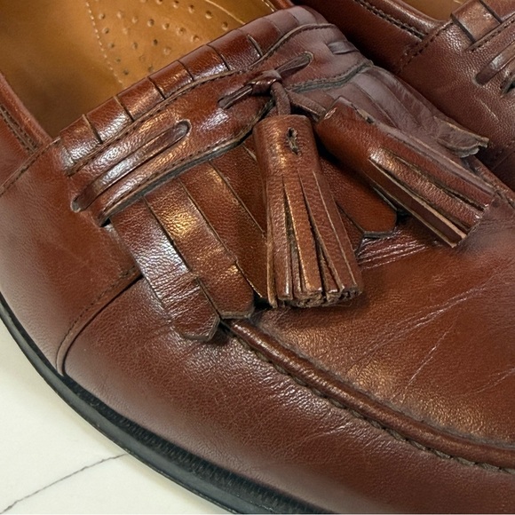 Magnanni Men\'s Brown Leather
Tassel Loafers Size 11 Nice Condition main image 10